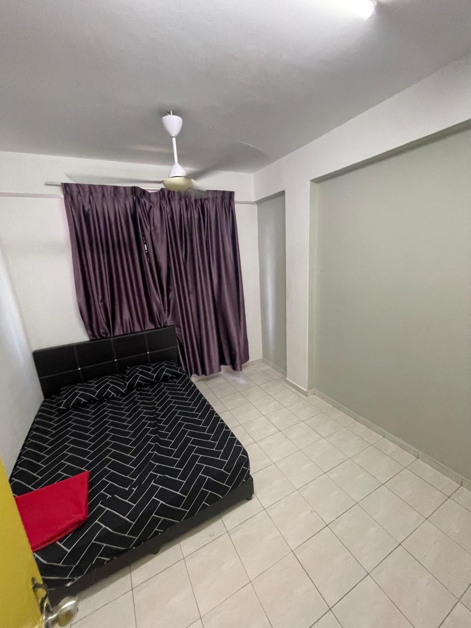 Peaceful Pines 4 Full Ac & Netflix By Ezyroom Melaka Ayer Keroh
