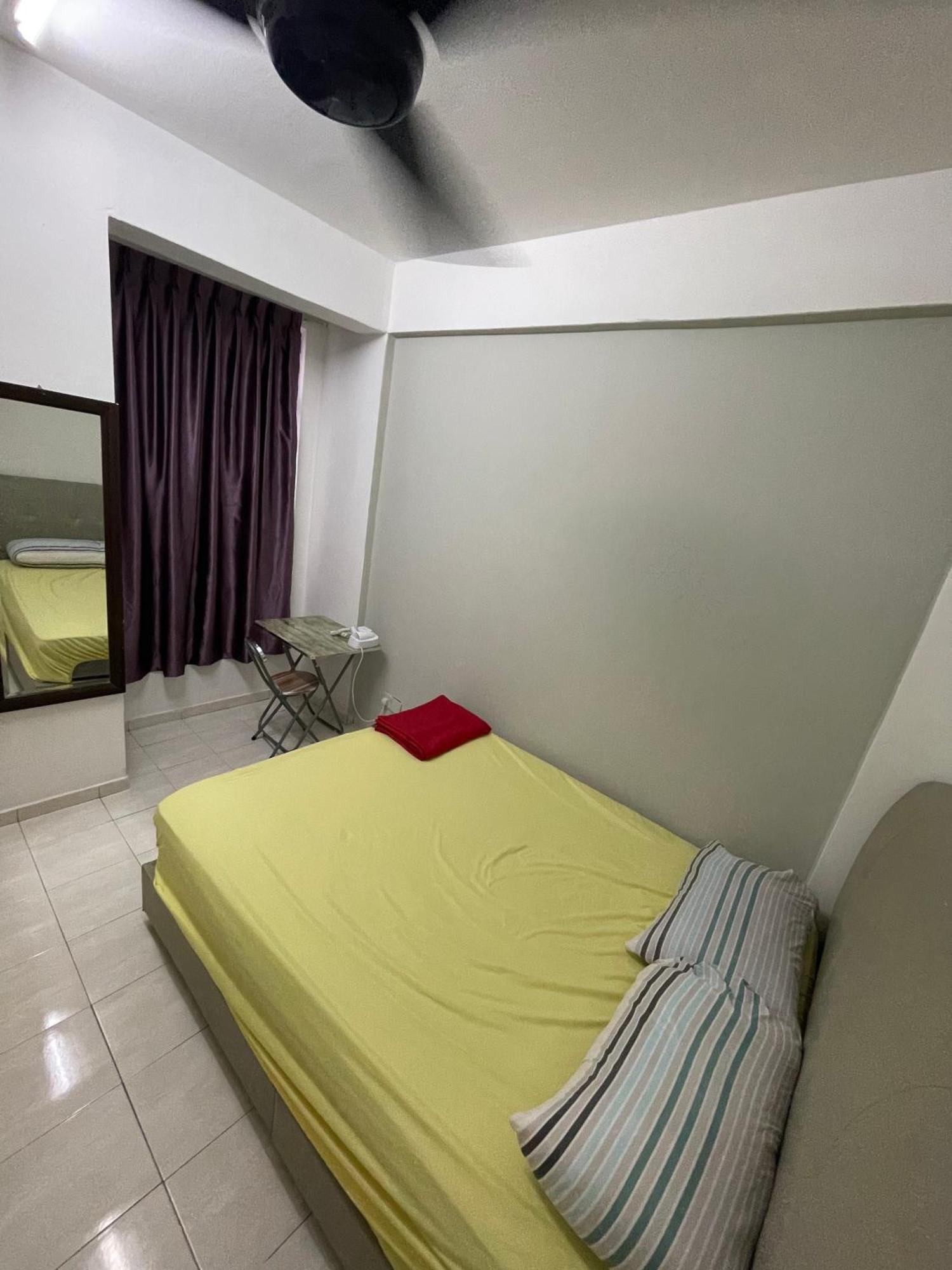 Peaceful Pines 4 Full Ac & Netflix By Ezyroom Melaka Apartment *