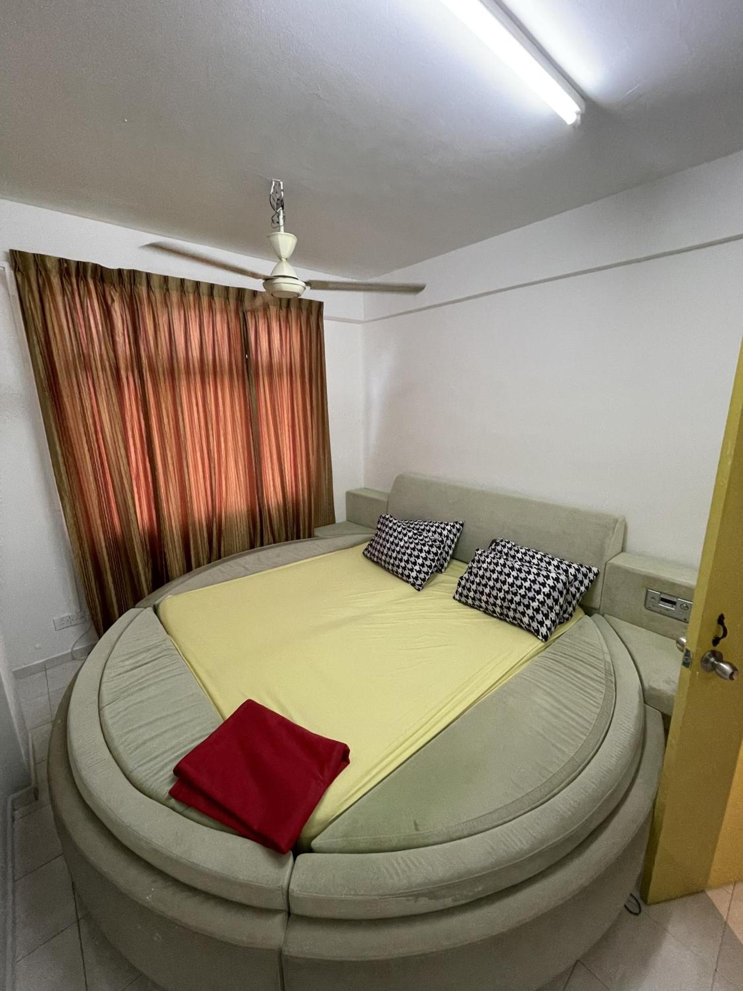Apartment Peaceful Pines 4 Full Ac & Netflix By Ezyroom Melaka
