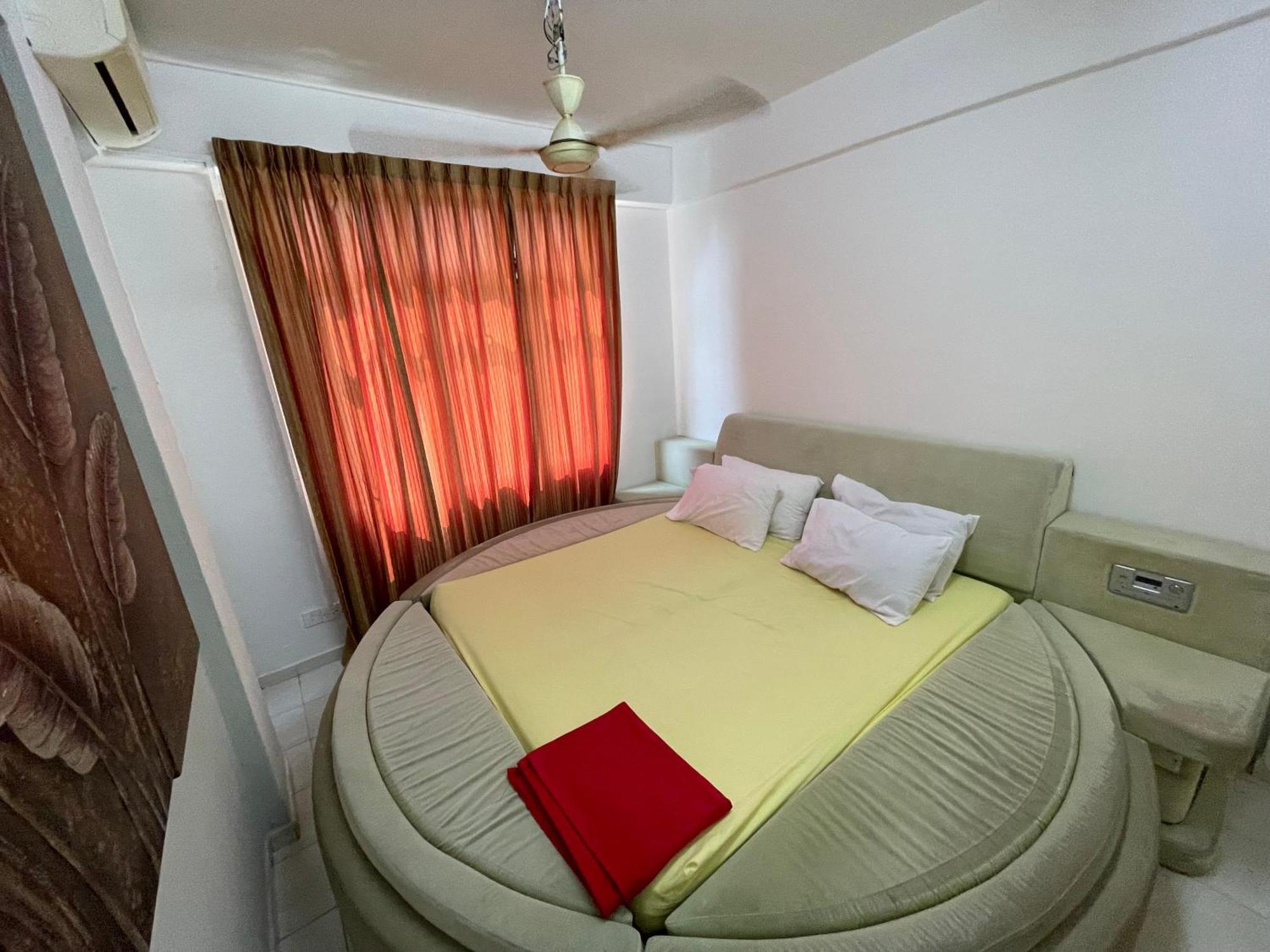 Peaceful Pines 4 Full Ac & Netflix By Ezyroom Melaka Apartment *